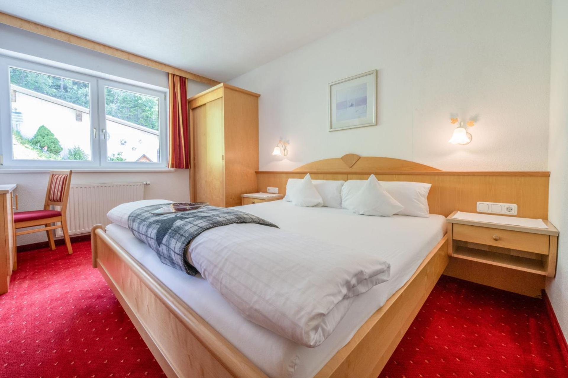Gasthof Haus Waldhof Ischgl